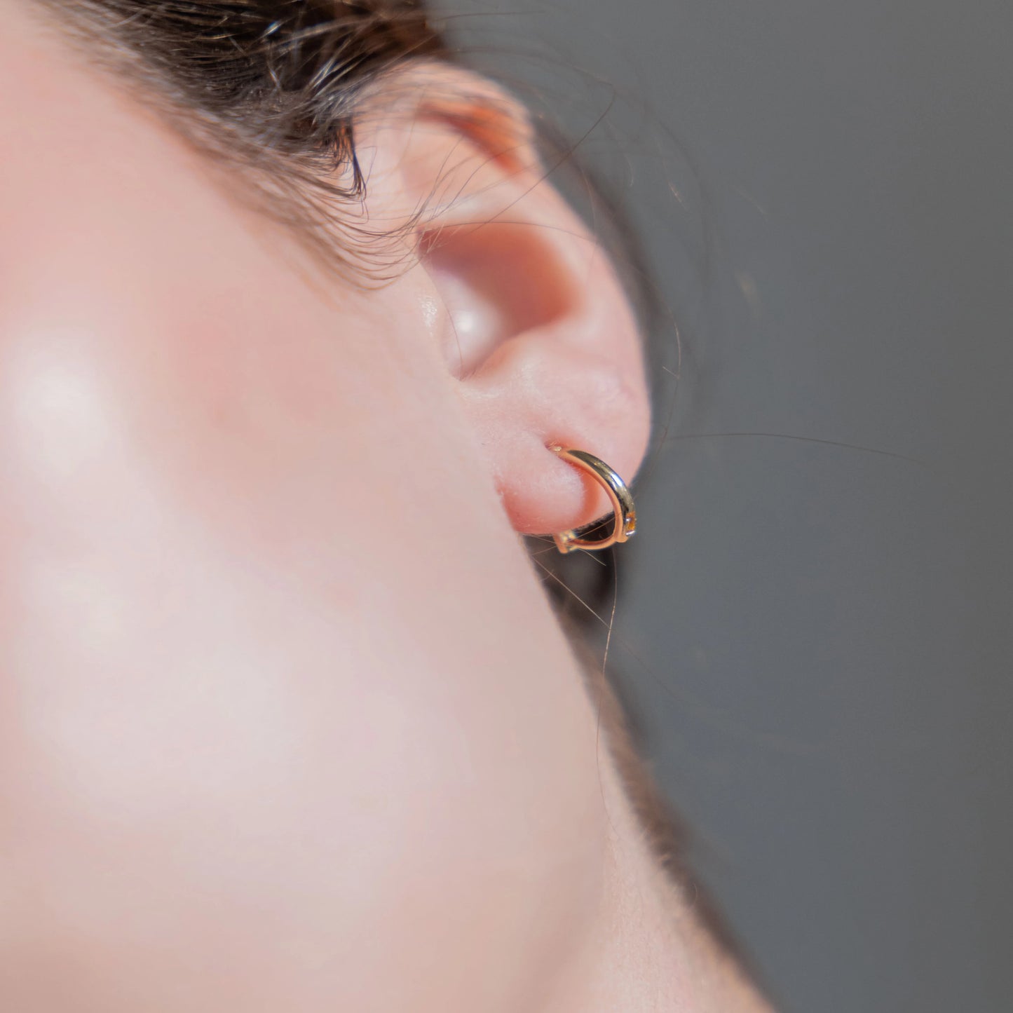 2x15mm ハギー ピアス