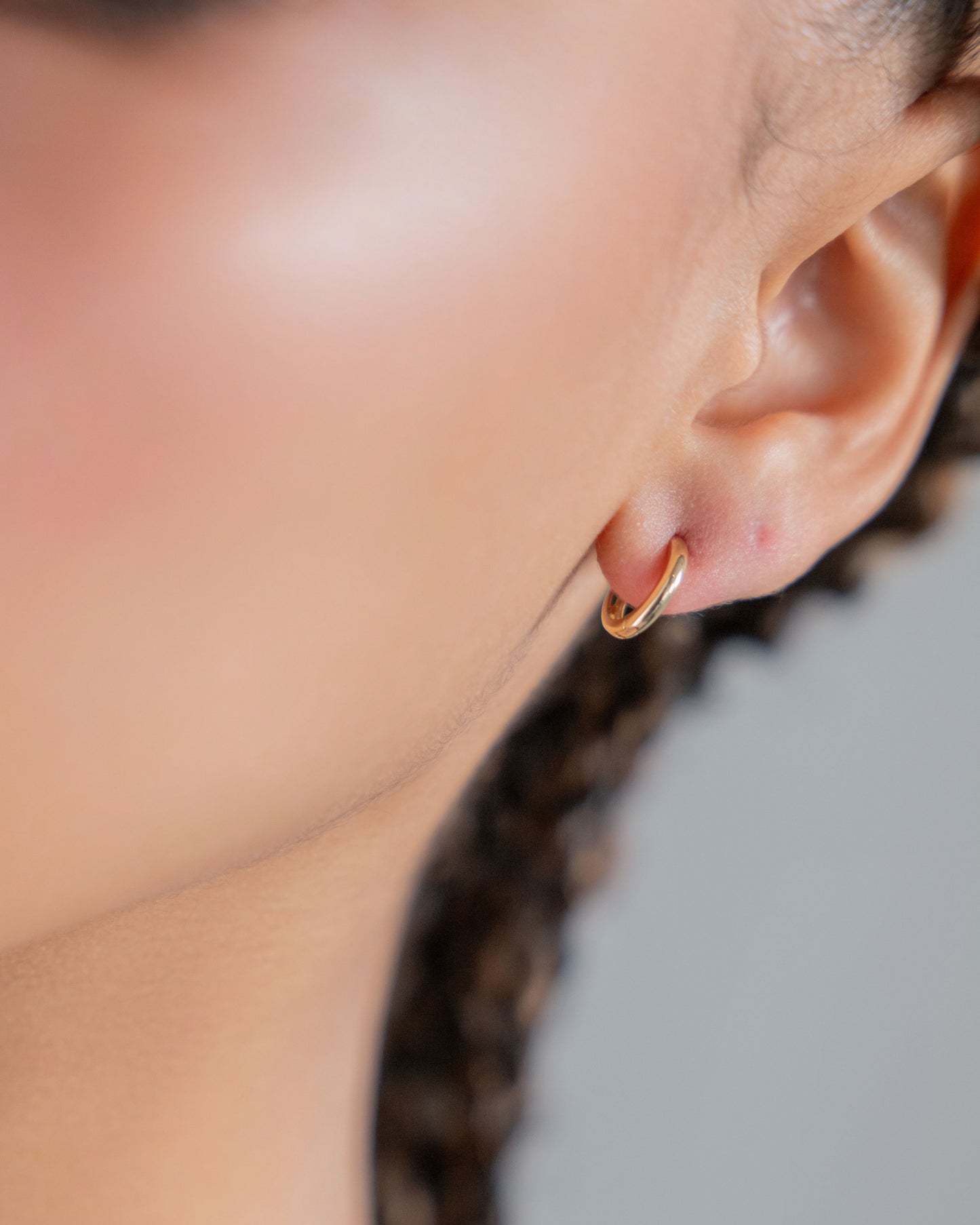 2 x 13mm ハギー ピアス