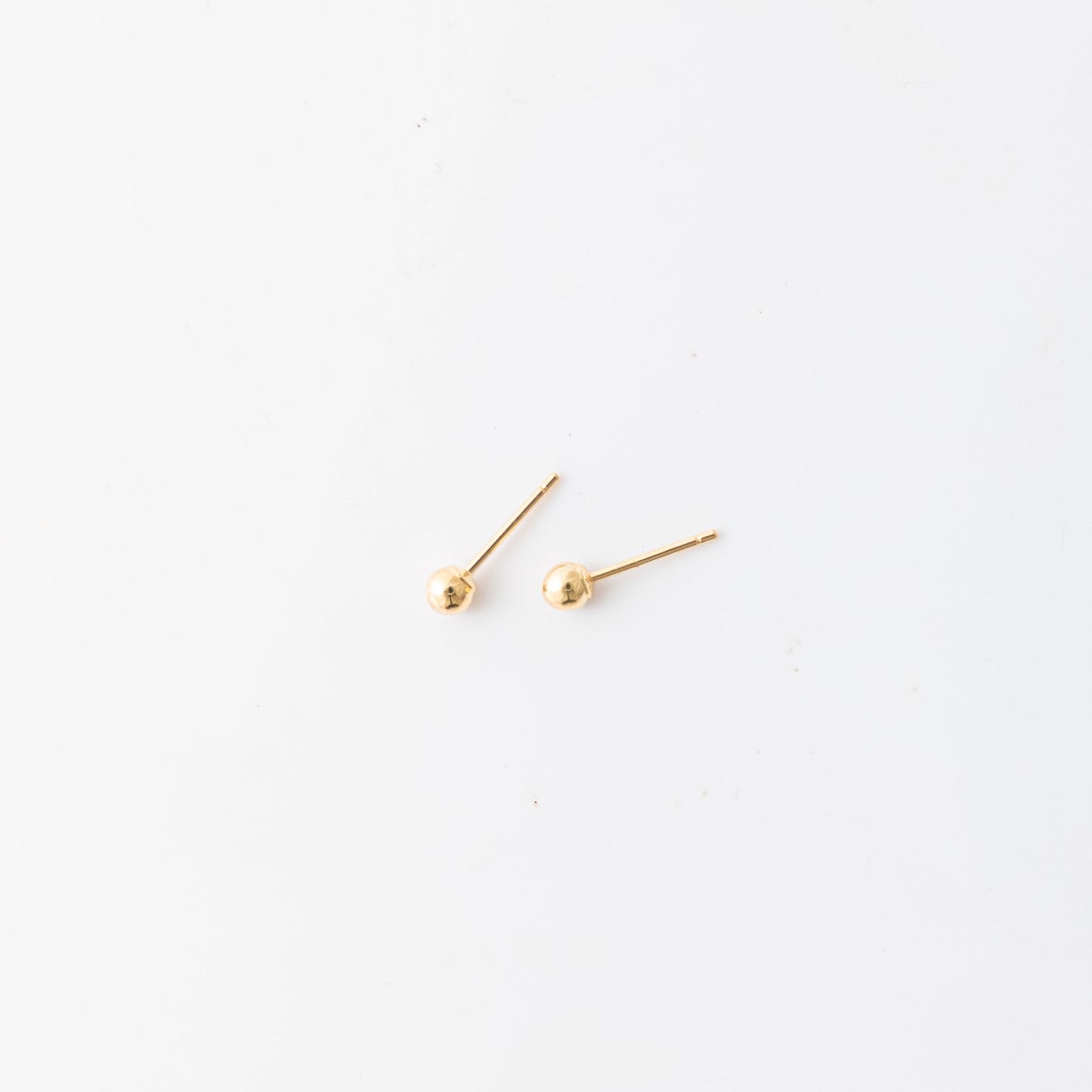 3mm ボールスタッドピアス