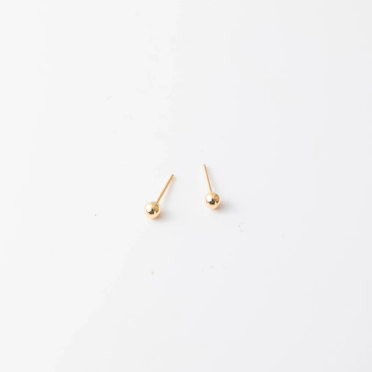 2mm ゴールド ボール スタッド ピアス